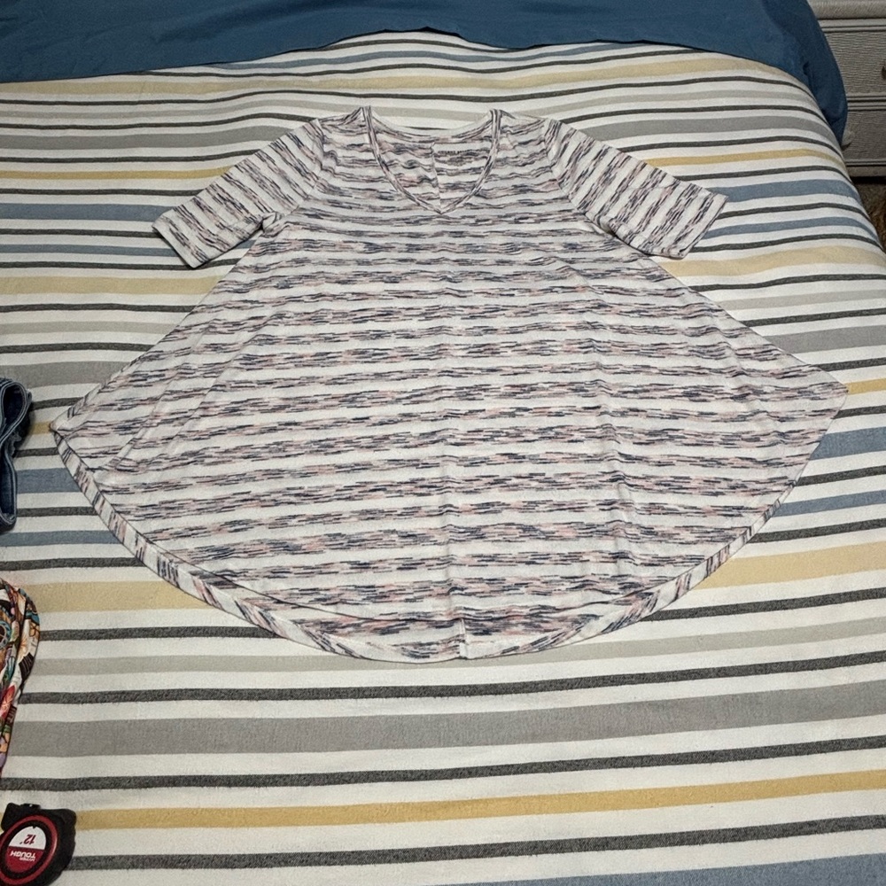 Lane Bryant White and Blue Boxy Short Sleeve T-Shirt